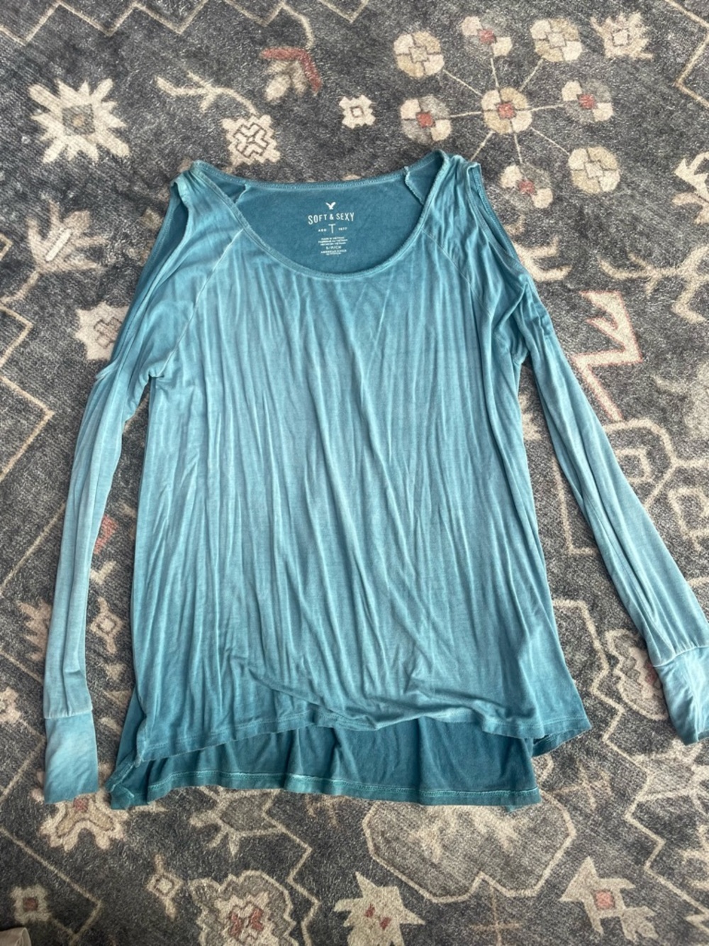 American Eagle Outfitters Teal Cold-Shoulder Long-Sleeve Top